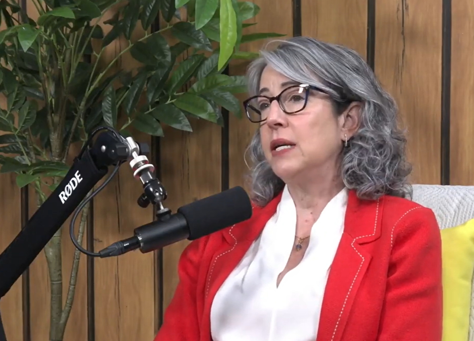 Photo of Lisa Tepper Bates